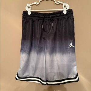 Boys Jordan brand shorts in pristine condition, size XL